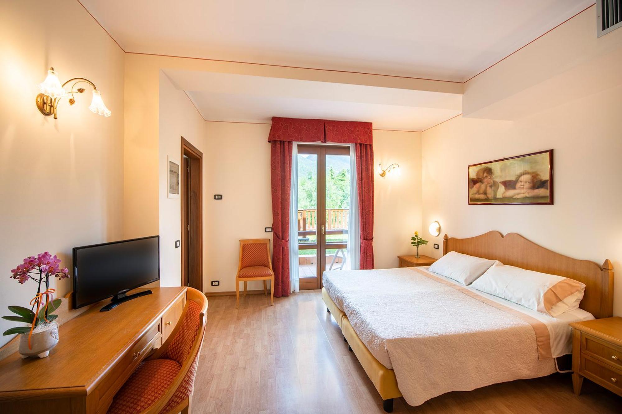 Hotel Pineta Campi Tremosine Room photo