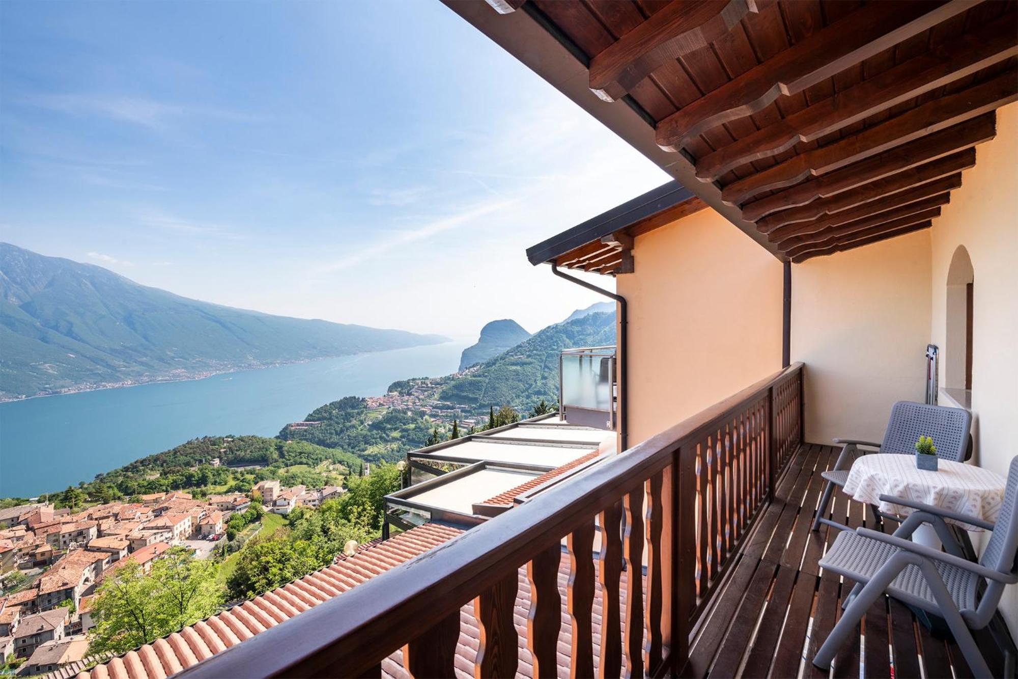 Hotel Pineta Campi Tremosine Exterior photo